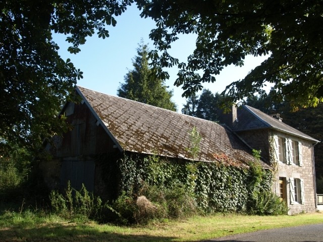 Stone House With Barn For Sale - 2