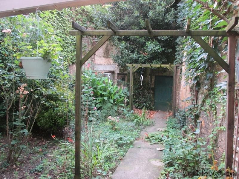 Terraced Town House With Walled Garden.. - 2