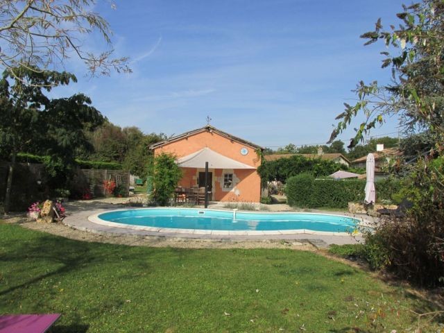 Stunning South Facing Detached Stone.. - 2