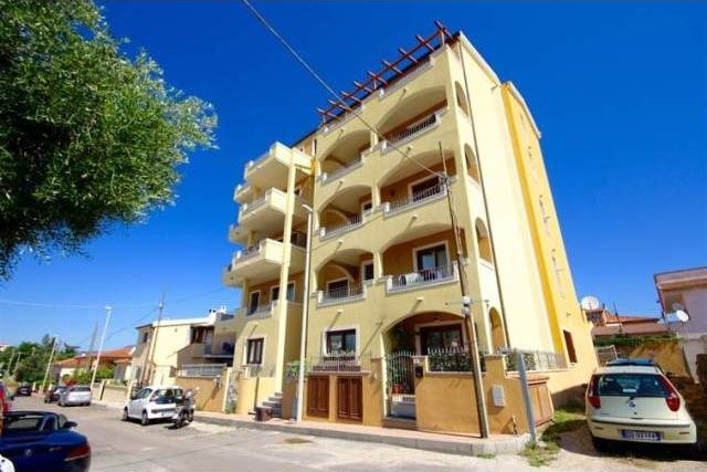 2 Bedrooms - Apartment - For Sale - 2