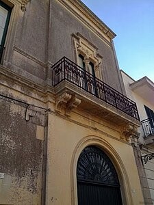 Stunning Palazzo in a tourist town...