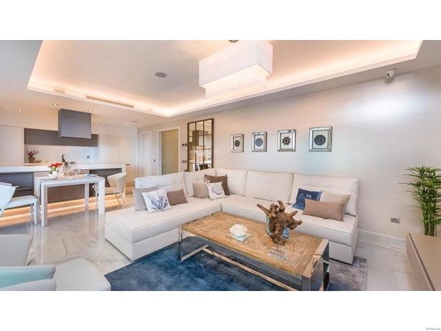 Three Bedroom Apartment, Jade Beach - 2