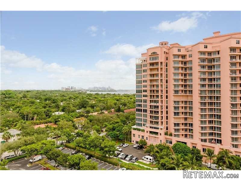 1 bedroom Flat For Sale: 90 Edgewater..