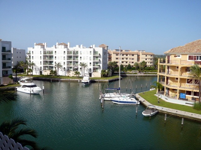 Stunning Marina Duplex Penthouse with..
