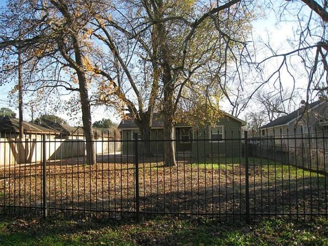 2 bedroom Apartment For Sale: 5540 Rand.. - 2