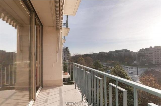2 bedroom Flat For Sale: 75116 PARIS - 2