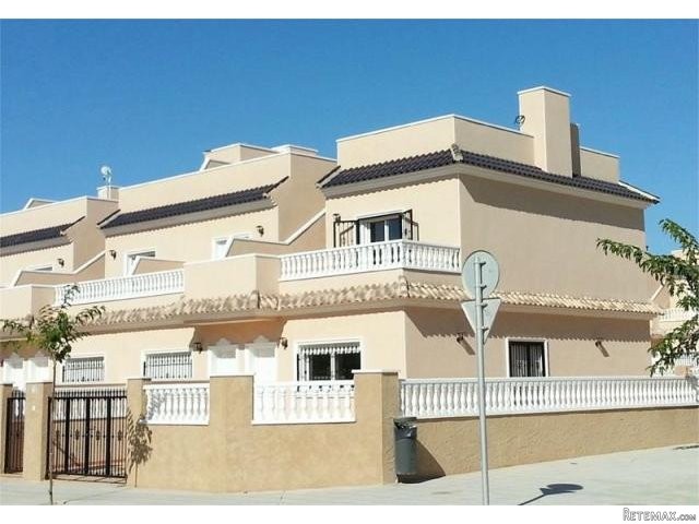 3 bedroom Villa For Sale: Semi Detached..
