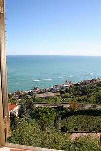 House with stunning sea views.