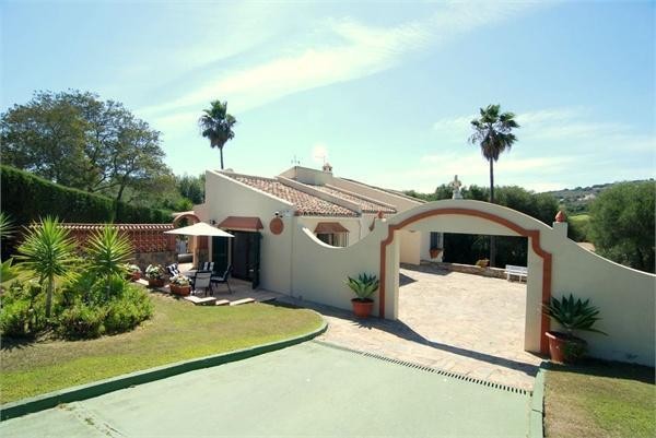4 bedroom Detached Villa For Sale:.. - 2