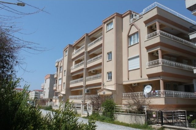 Third Beach Duplex Apartment, Altinkum