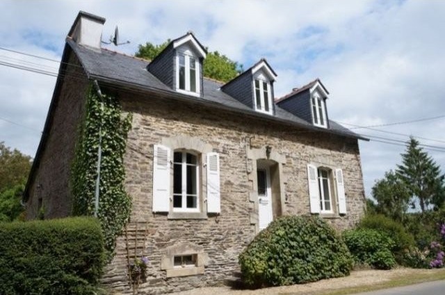 3 Bedroom Stone Built Property