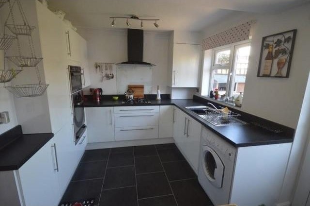 2 bedroom Property For Sale: Eliza.. - 2