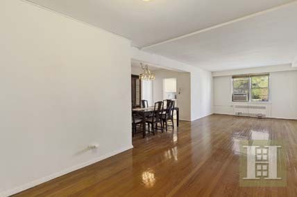 3 bedroom Apartment For Sale: 800 GRAND..