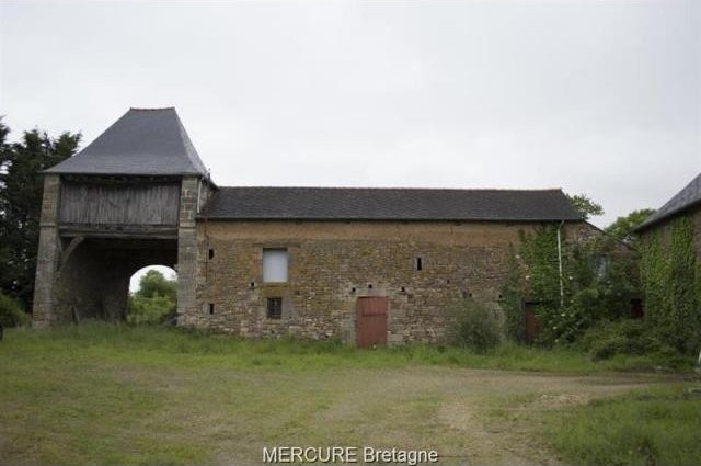 3 bedroom Manor House For Sale: 35190.. - 2