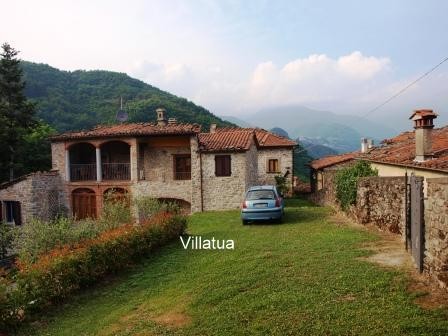 Village/town House - For Sale - Bagni..