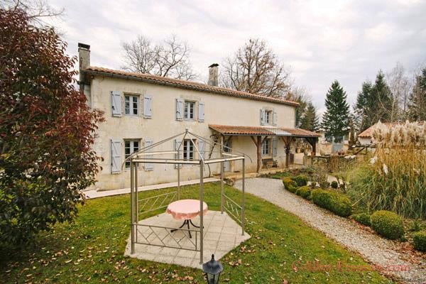 Charras (Charente) - Maison de Maitre.. - 2