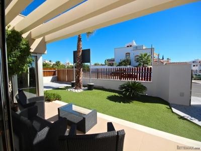 3 Bedrooms - Villa - Alicante - For Sale - 2
