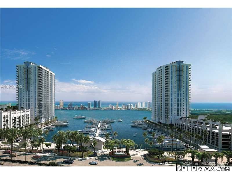 2 bedroom Flat For Sale: 17111 BISCAYNE..