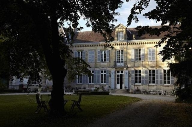 19 bedroom House For Sale: 51240..