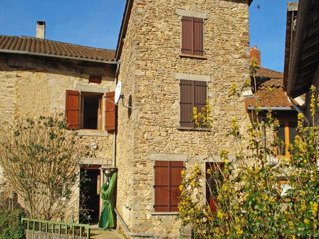 Renovated Country House With 3..