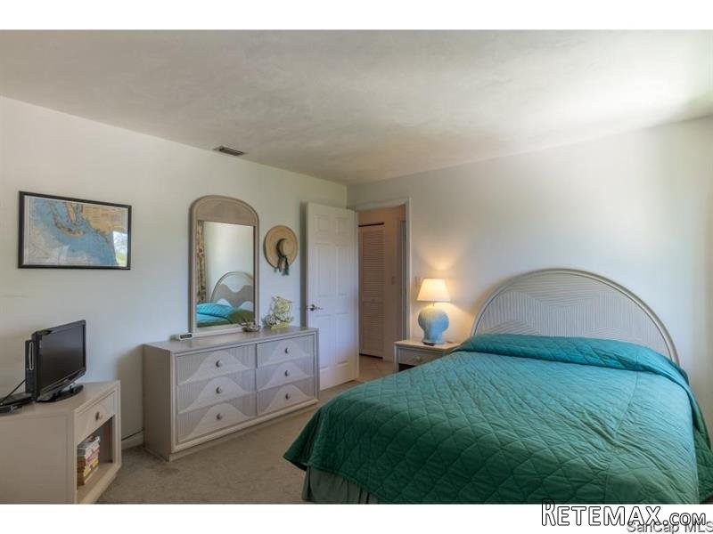 2 bedroom Condominium For Sale:.. - 2