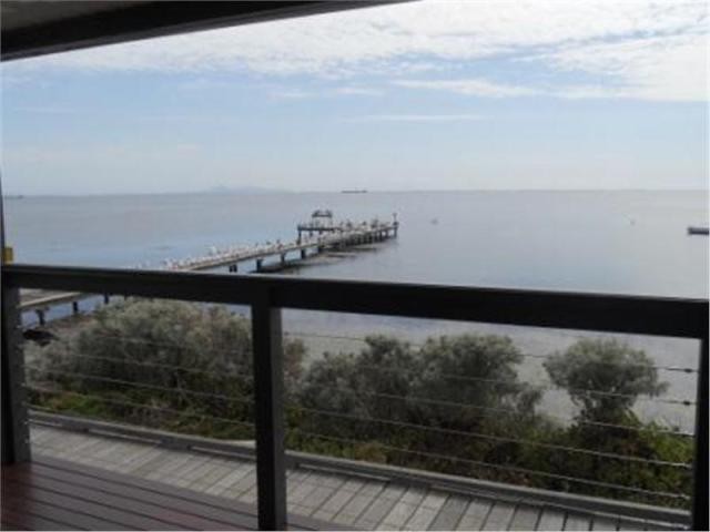 Pelican Shores Estate - Waterfront Home.. - 2
