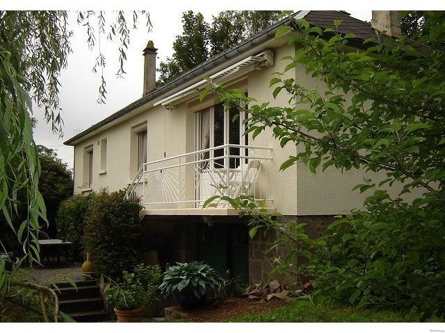 Traditional Style House With Balcony