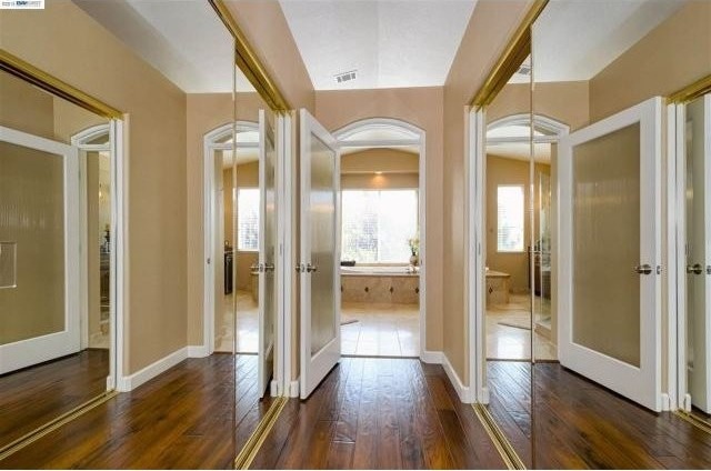 5 Bedrooms - Property - CA - For Sale - 2