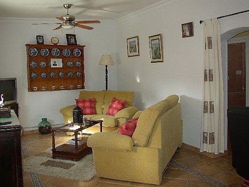 Town House - A very attractive..