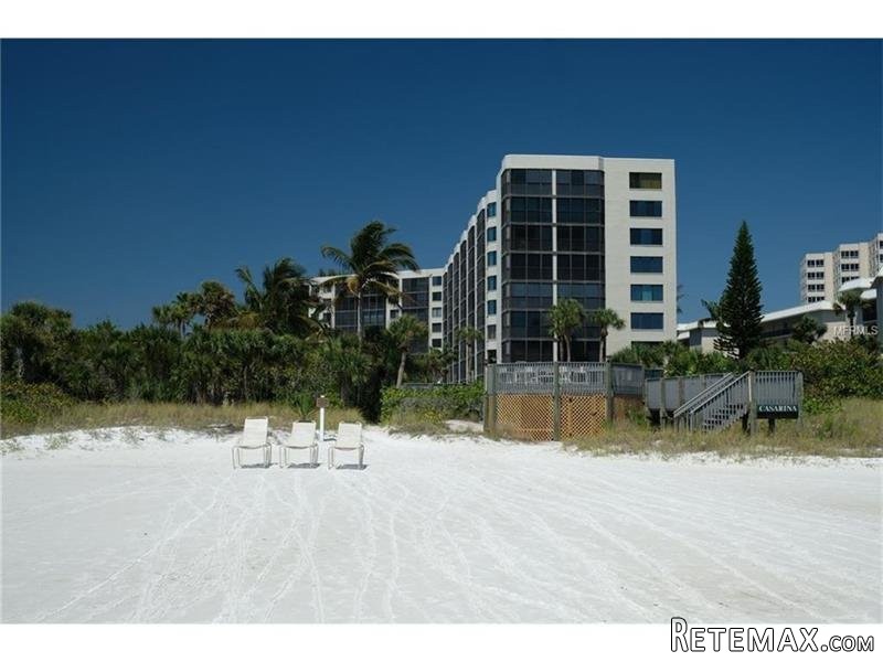 3 bedroom Town House For Sale: 5880..