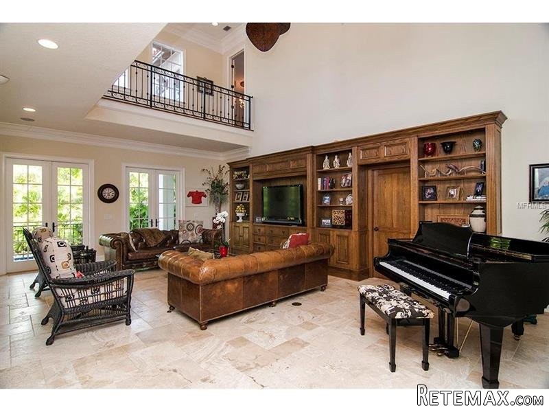 6 bedroom Property For Sale: 4911 WEST.. - 2