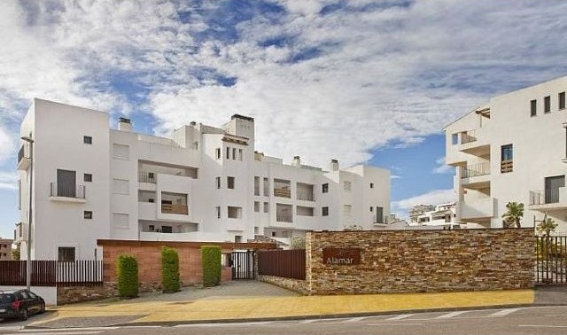 Apartment - 2 Bedrooms - 2 Baths.. - 2