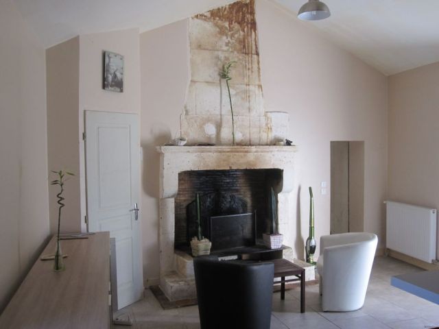 3 Bedroom Family House with Enclosed..