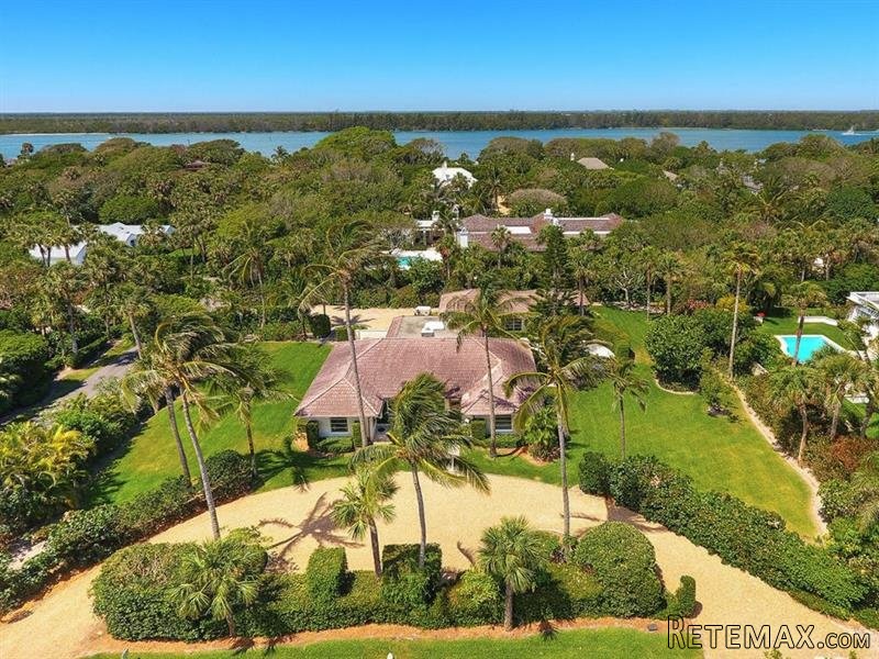5 bedroom Residence For Sale: Hobe.. - 2