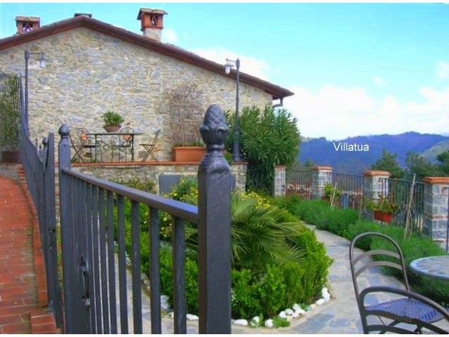 Village/town House - For Sale - West of.. - 2