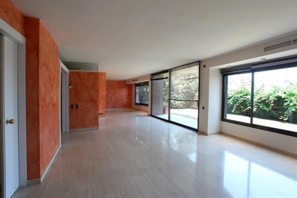 6 bedroom Terraced House For Sale:.. - 2