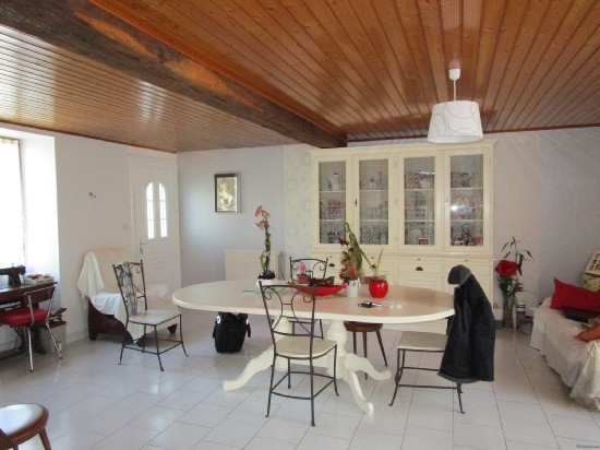House with Studio Apartment - 2