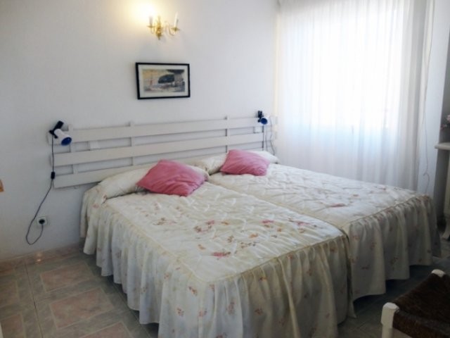 LAS MARINAS Amplio apartamento de 3.. - 2