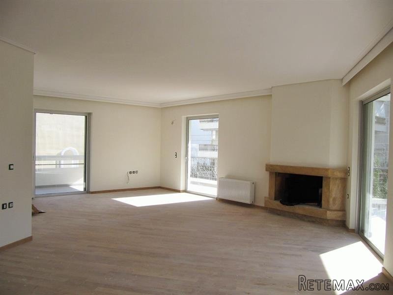 3 bedroom Apartment For Sale: Nea.. - 2