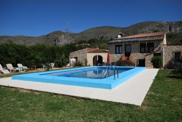 Finca for sale in Teulada
