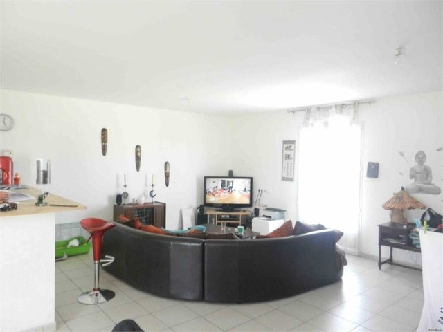 Detached 3 Bedroom Bungalow 2012 Built - 2
