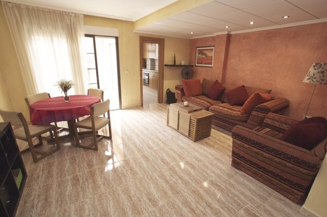 3 bedroom, 2 bathroom Apartment 109m2 - 2
