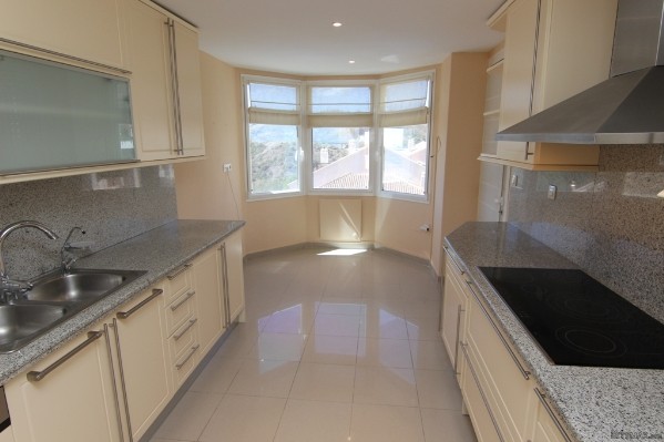 Penthouse for sale in Nueva Andalucia.. - 2