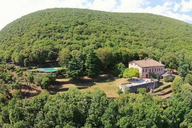 4 Bedroom Manor House For Sale