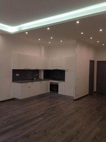 Fantastic two bed in Fleurs