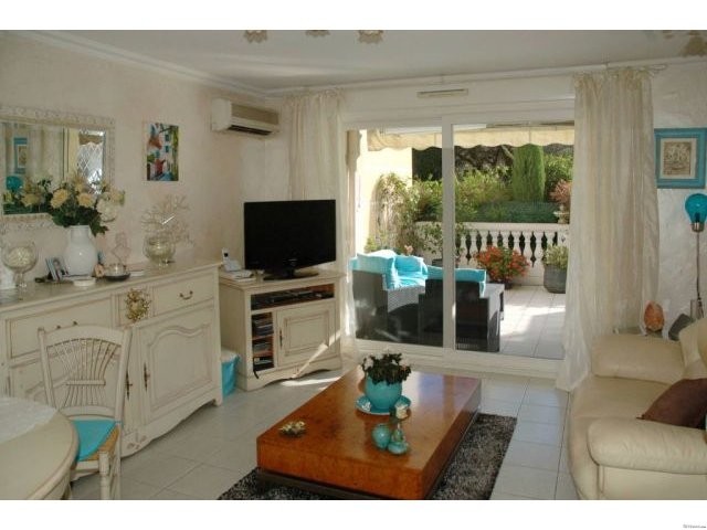 Sale Apartment - Antibes Combes - 2