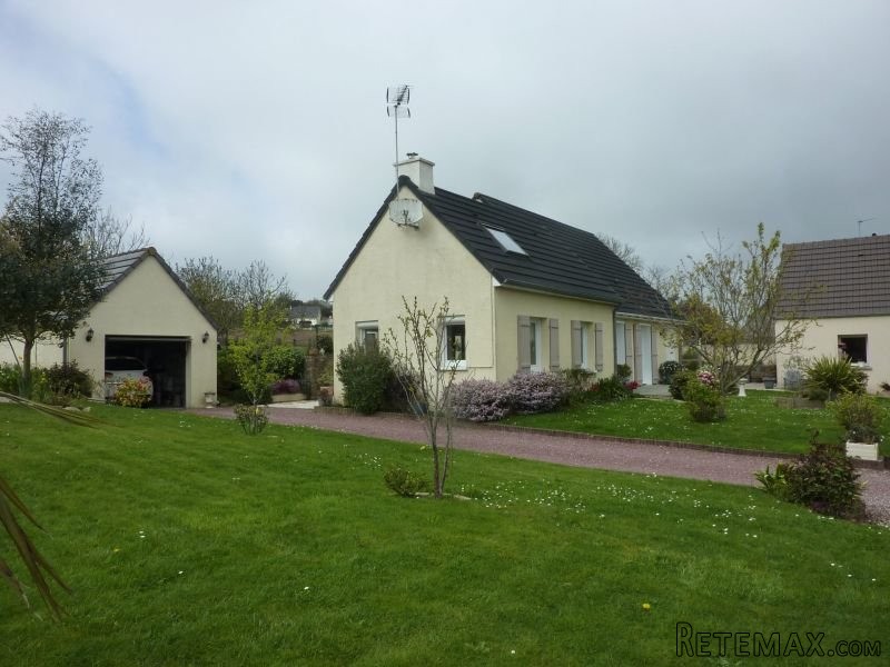 Detached House with Guest Gite