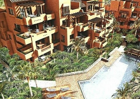 South West facing Quality Luxury 1st..