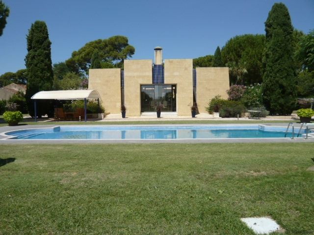 Villa In Servian, France