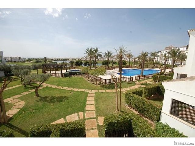 2 bedroom Apartment For Sale: 1st..